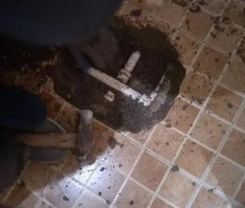 灵山卫生间漏水维修公司为您分享下卫生间渗水如何处理及注意事项