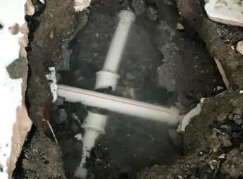 灵山阳台漏水维修公司为您分享楼上楼下漏水怎么处理